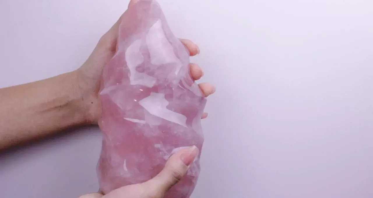 Rose Quartz crystal