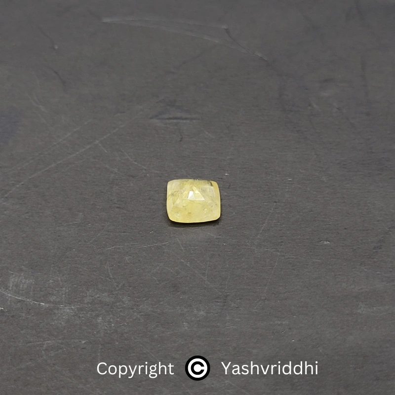 Natural Yellow Sapphire/ Pukhraj in 5.20 ct
