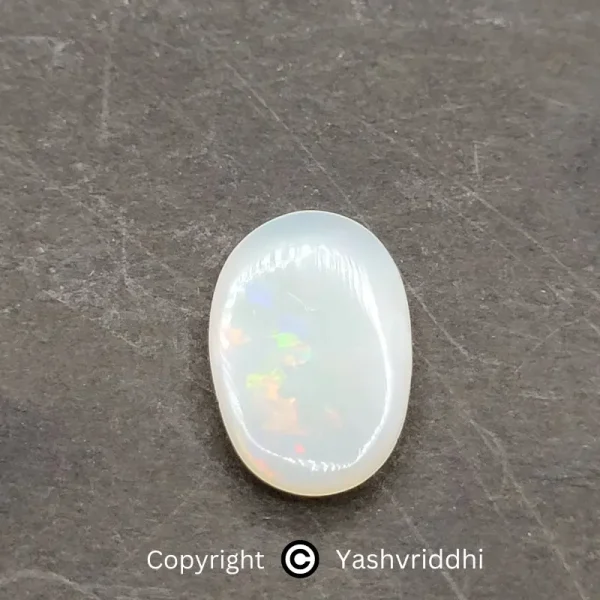 Natural Opal in 3.50 ct