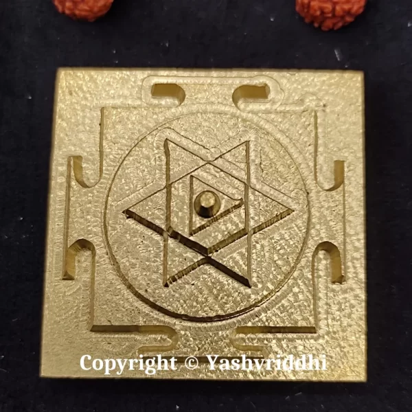 Panchdhatu Meru Shree Kuber Yantra premium Quality - Image 3