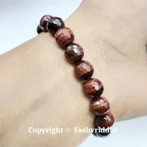 Crimson Vitality: The Red Tiger Eye Round Bracelet - Image 4